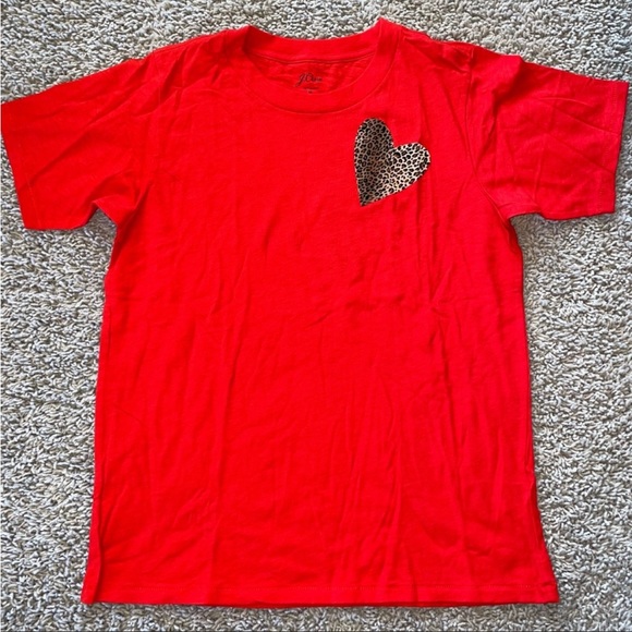 J Crew T-Shirt Red with Leopard Cheetah Animal Heart Size Medium - Picture 1 of 8